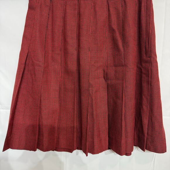 Izod Red Plaid Pleated Vintage Mini Skirt Sz 8 - Picture 4 of 11